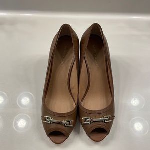 Saks 5th Avenue Peek Toe Wedge SZ 8.5 Like New